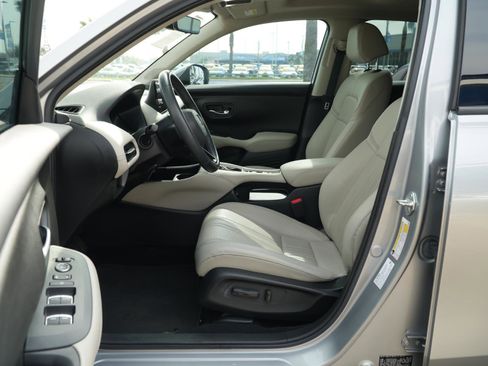 Used 2023 Honda HR-V EX-L image 16