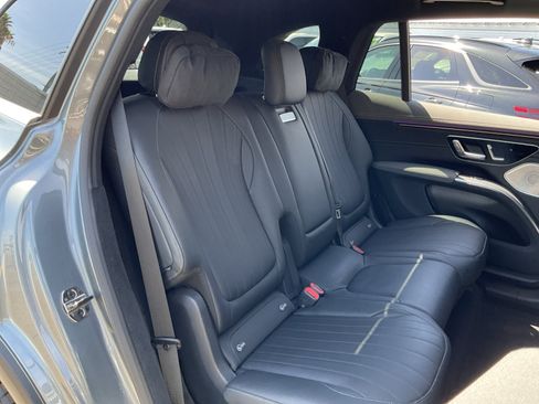 Used 2023 Mercedes-Benz EQS 450+ SUV w/ Pinnacle Trim Package image 21