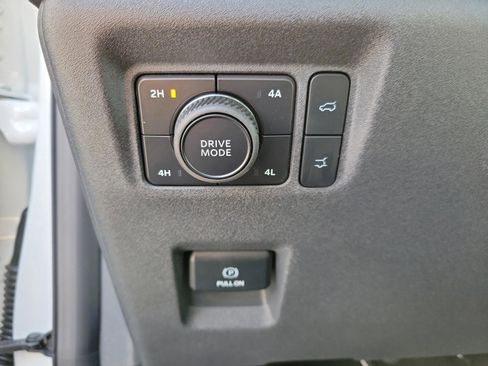 New 2026 Ford Expedition Max Platinum w/ Driver's Package image 26