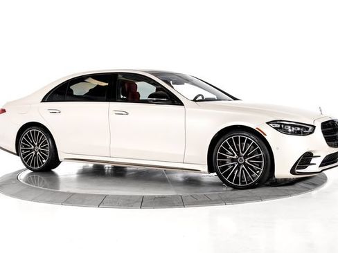 Used 2023 Mercedes-Benz S 580 4MATIC Sedan image 9