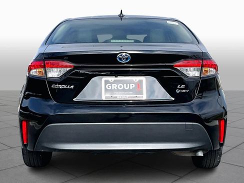 Used 2025 Toyota Corolla LE image 5