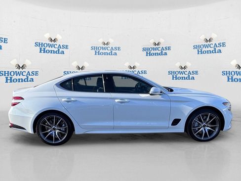 Used 2026 Genesis G70 2.5T RWD image 9