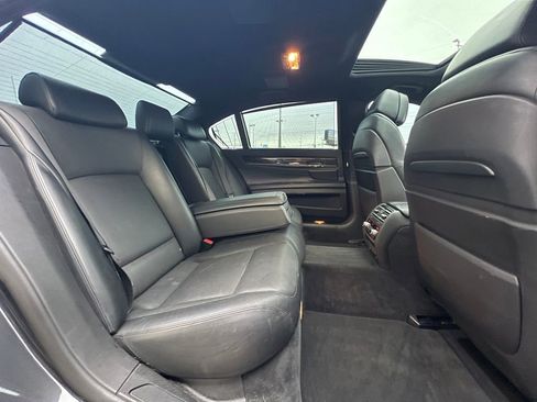 Used 2012 BMW 750Li image 23