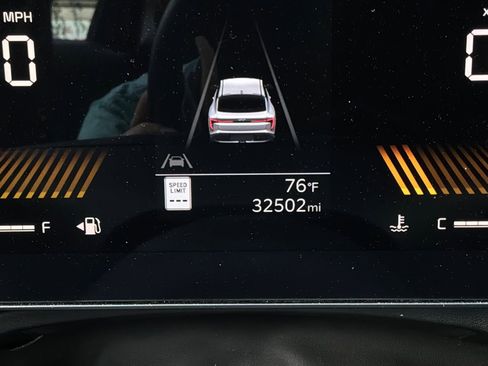 Used 2025 Kia K4 FWD image 39