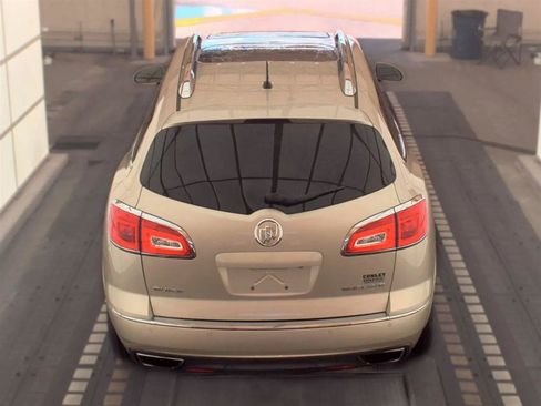 Used 2015 Buick Enclave Leather FWD image 6
