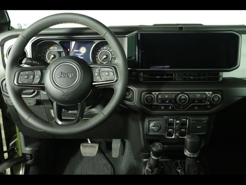 Used 2024 Jeep Wrangler Sport S image 20