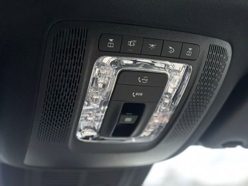 Used 2025 Mercedes-Benz GLE 450 4MATIC image 35