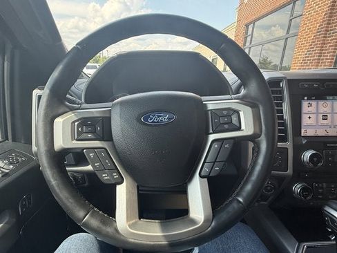 Used 2017 Ford F150 Platinum w/ Equipment Group 701A Luxury AWD/4WD image 21