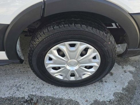 Used 2019 Ford Transit 150 XLT image 12