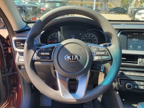 Used 2019 Kia Optima LX image 19