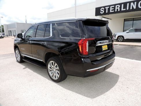 Used 2021 GMC Yukon SLT w/ SLT Luxury Plus Package RWD image 7
