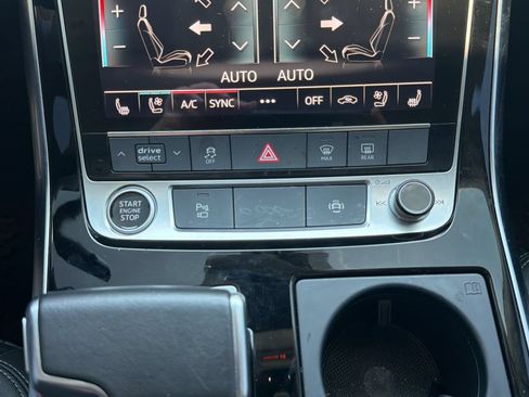 Certified 2022 Audi Q8 Premium Plus AWD/4WD image 18