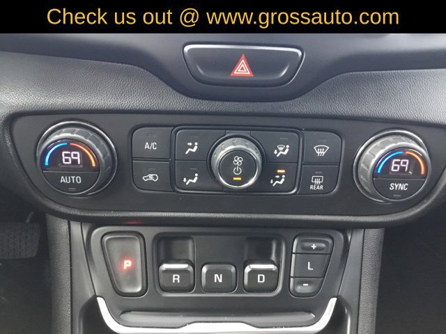 Used 2018 GMC Terrain SLE w/ Driver Convenience Package AWD/4WD image 29