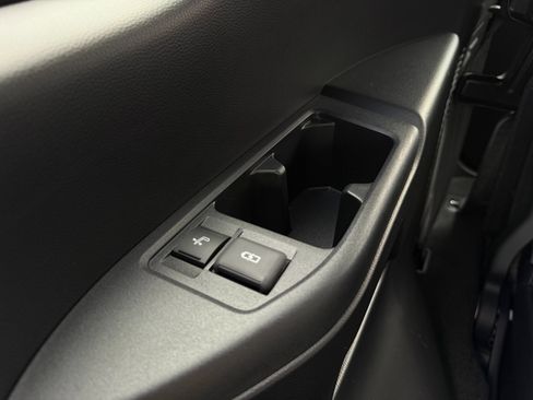 Used 2023 Lexus LX 600 4WD w/ Luxury Package image 31