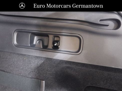 Used 2026 Mercedes-Benz GLC 300 4MATIC image 71
