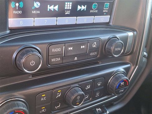 Used 2018 Chevrolet Silverado 1500 LT w/ All Star Edition image 21