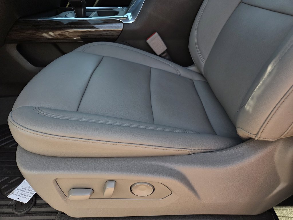 New 2026 Chevrolet Silverado 1500 RST w/ RST All Star Premium Package AWD/4WD image 17