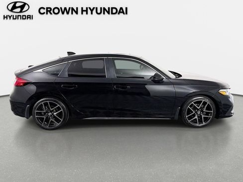 Used 2022 Honda Civic Sport Touring image 5