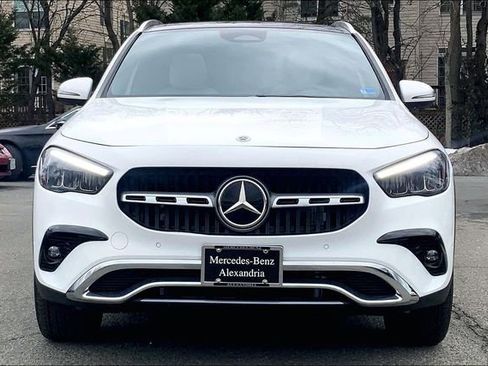 Used 2026 Mercedes-Benz GLA 250 4MATIC image 2