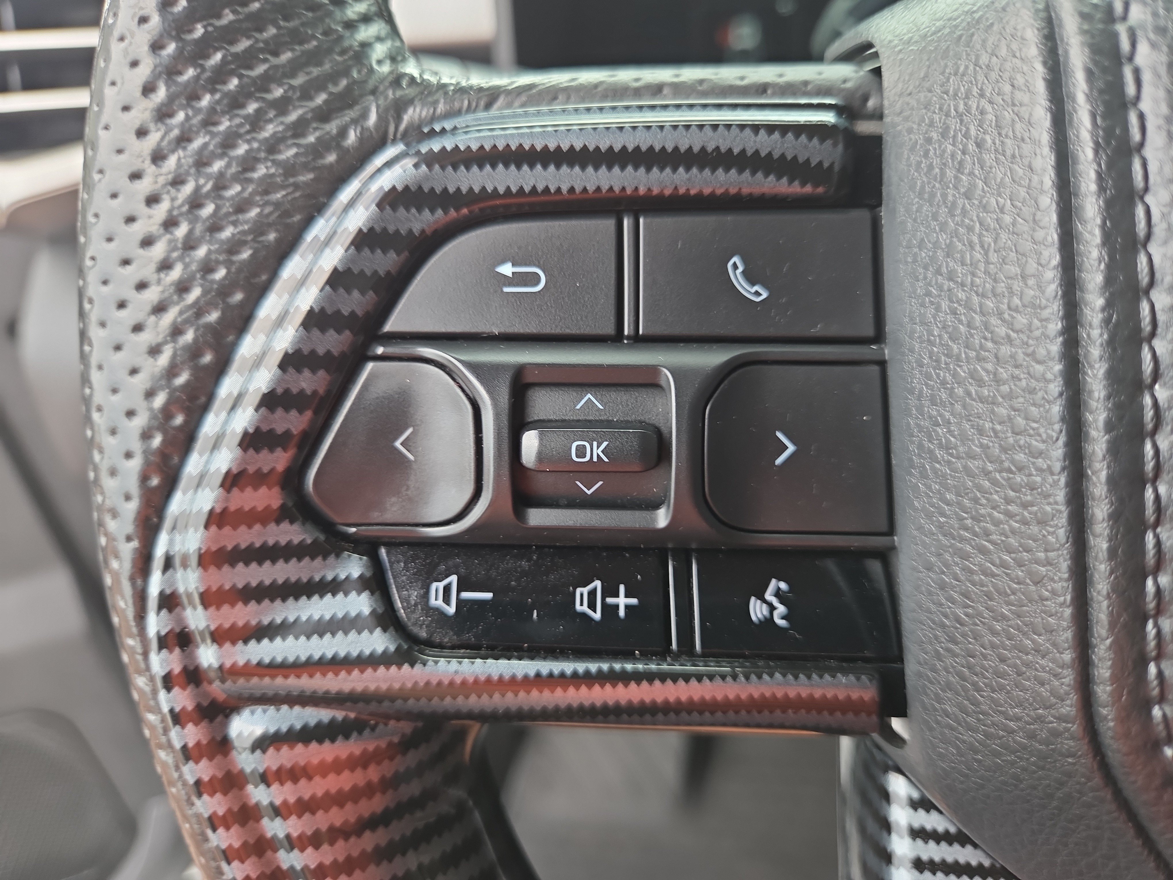 Used 2024 Toyota Tundra Limited w/ Nightshade Package AWD/4WD image 26
