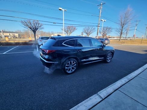 Certified 2022 Acura MDX SH-AWD w/ Technology Package image 5
