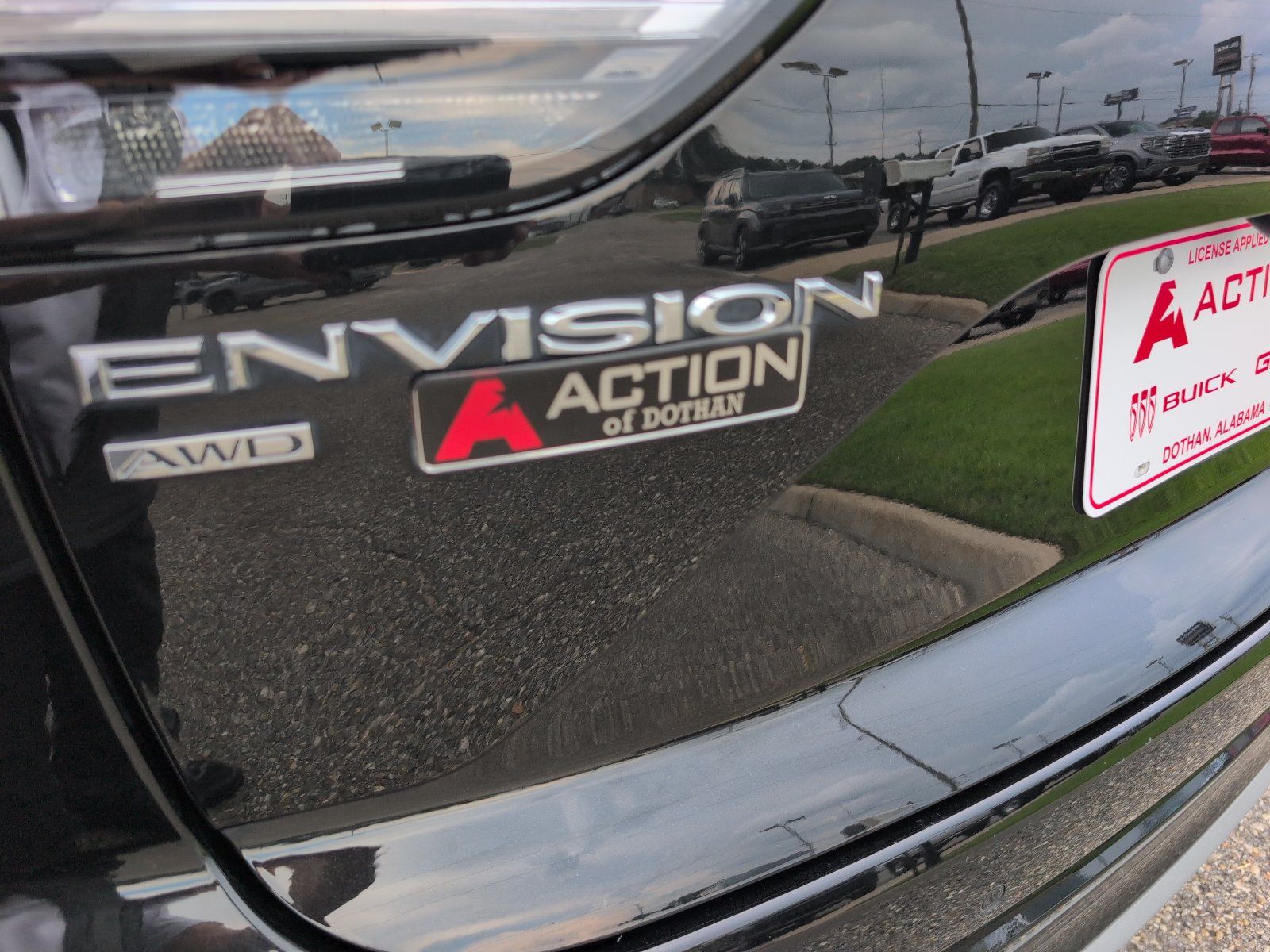 Used 2023 Buick Envision Avenir AWD/4WD image 4