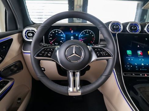 New 2026 Mercedes-Benz GLC 300 4MATIC image 14