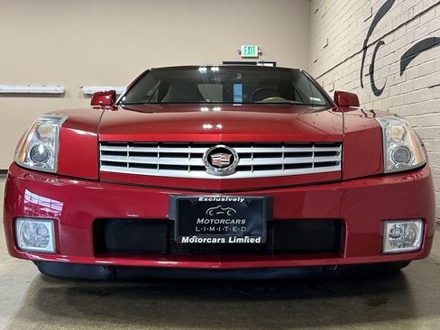Used 2005 Cadillac XLR image 18