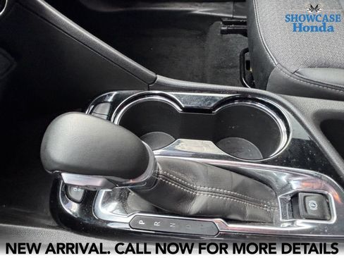 Used 2025 Buick Encore GX Preferred AWD/4WD image 11