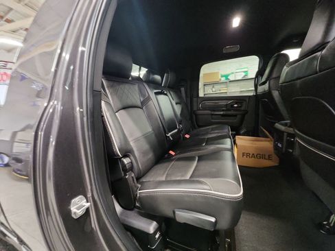 Used 2025 RAM 3500 Limited image 27