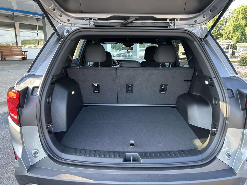 New 2027 GMC Terrain Elevation FWD image 11
