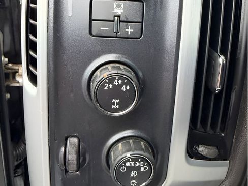 Used 2015 GMC Sierra 2500 SLE AWD/4WD image 20
