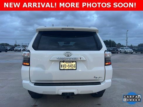 Used 2020 Toyota 4Runner SR5 Premium image 6