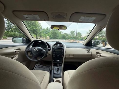 Used 2012 Toyota Corolla L FWD image 14
