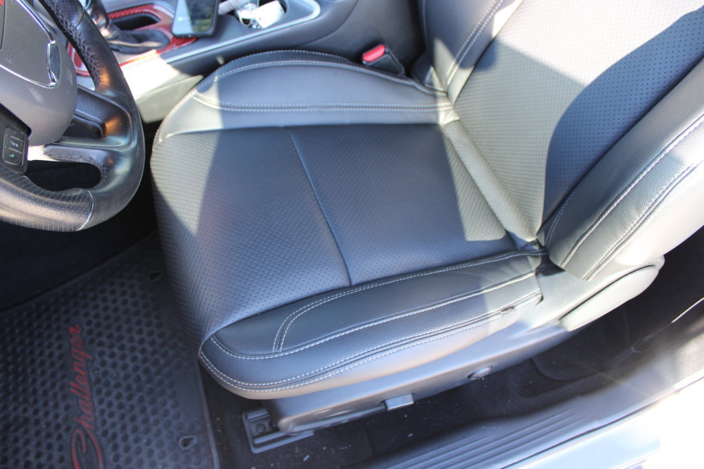 Used 2022 Dodge Challenger GT w/ Plus Package RWD image 16