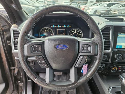 Used 2016 Ford F150 XLT w/ Equipment Group 302A Luxury AWD/4WD image 18