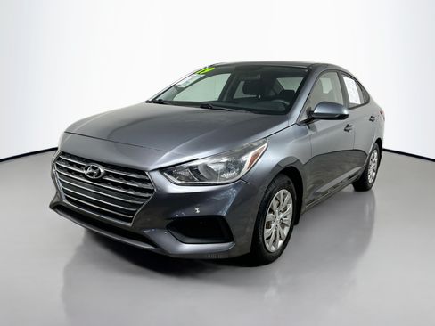 Used 2019 Hyundai Accent SE FWD image 10