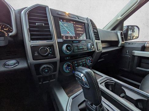 Used 2018 Ford F150 Lariat w/ Equipment Group 502A Luxury image 14