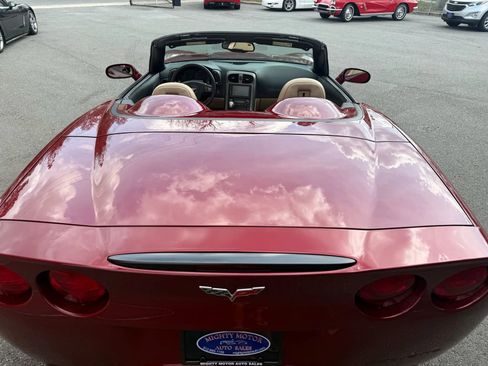 Used 2007 Chevrolet Corvette Convertible w/ Preferred Equipment Group image 7