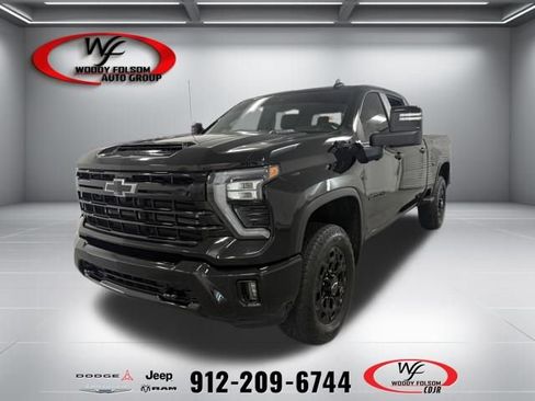 Used 2024 Chevrolet Silverado 2500 LT w/ Midnight Edition AWD/4WD image 1