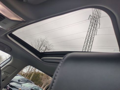 Used 2023 Toyota RAV4 Limited image 15