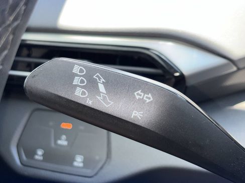 Used 2023 Volkswagen ID.4 Pro RWD image 19