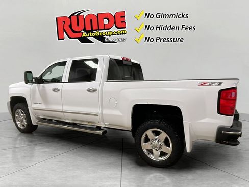 Used 2015 Chevrolet Silverado 2500 LTZ w/ Duramax Plus Package image 3