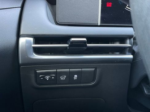 Used 2025 Hyundai Tucson SEL image 14