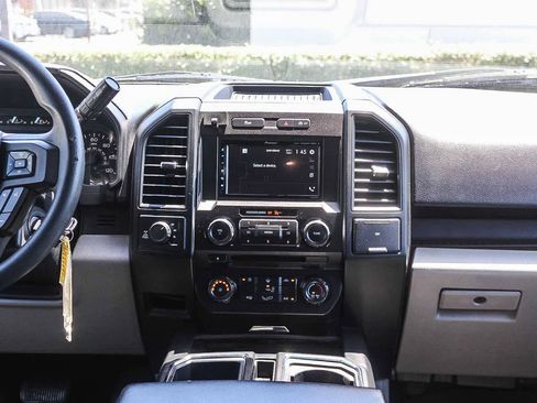 Used 2018 Ford F150 XL w/ Equipment Group 101A Mid AWD/4WD image 17