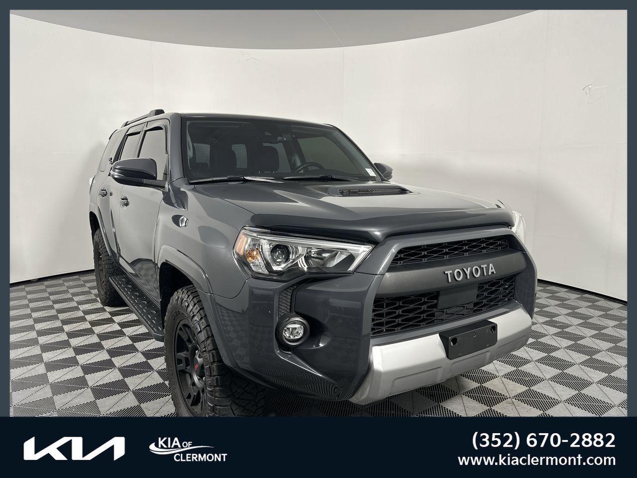 Used 2024 Toyota 4Runner TRD Off-Road Premium w/ Moonroof Package AWD/4WD image 1