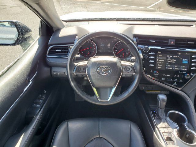 Certified 2019 Toyota Camry XSE FWD image 10