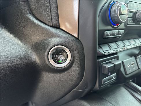 Used 2022 Chevrolet Silverado 2500 High Country AWD/4WD image 26