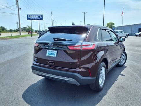 Certified 2024 Ford Edge SEL w/ Convenience Package AWD/4WD image 5