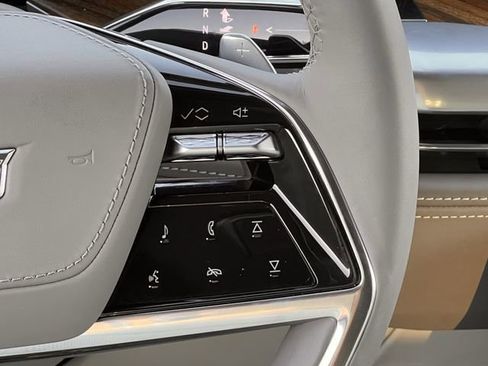 Certified 2025 Cadillac Escalade ESV Sport Platinum w/ LPO, ONYX Package image 13